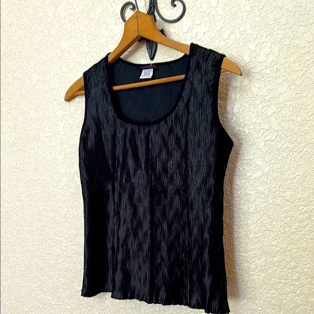 Vintage style,  Black Sleeveless Top